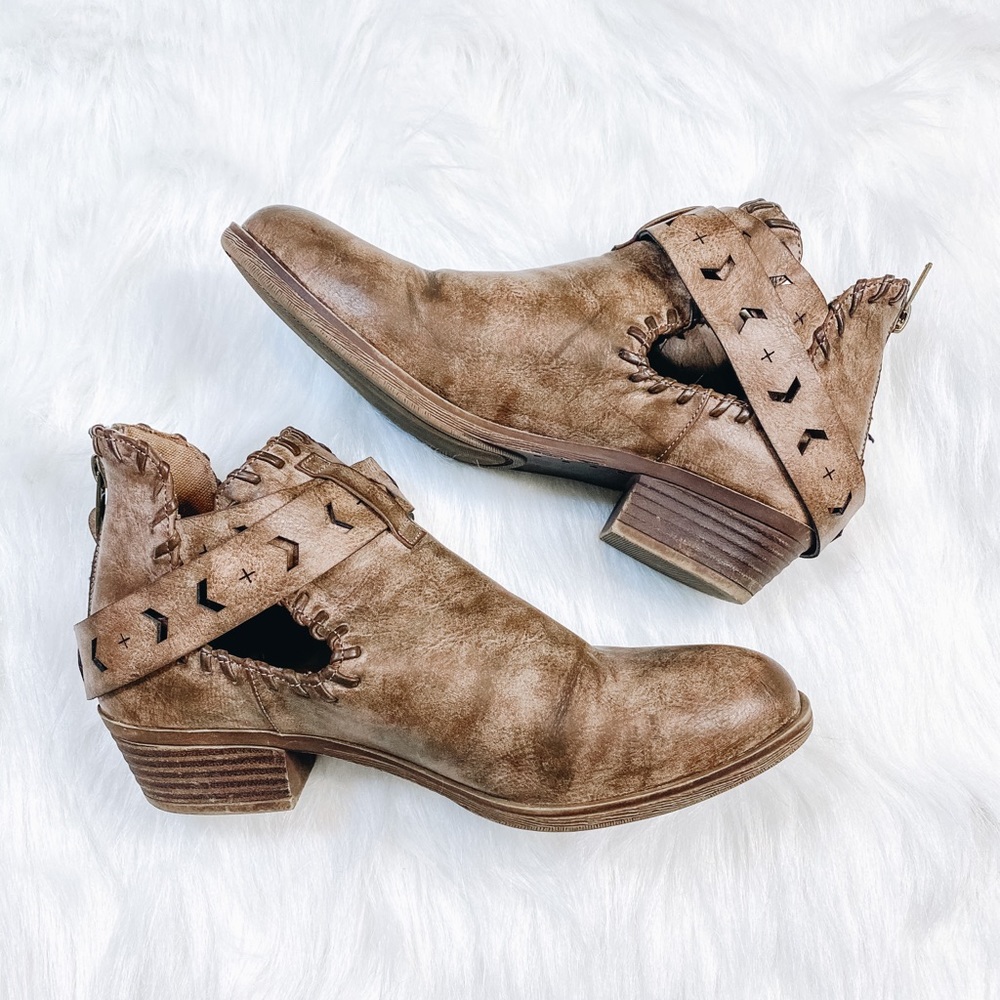 Rampage Brown Ankle Booties